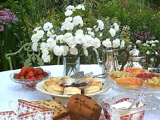 Чаепитие на террасе